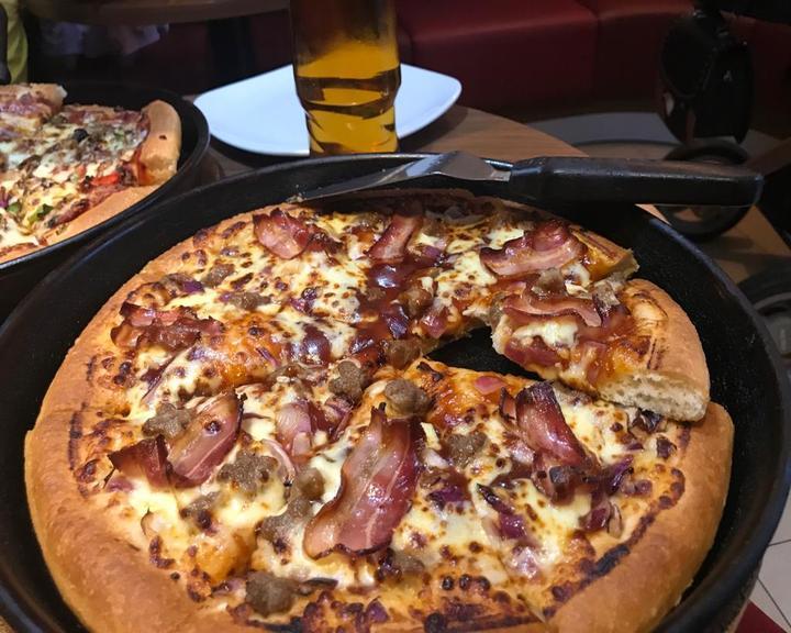 Pizza Hut Wiesbaden, Mainzer